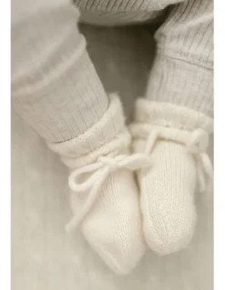 Heirloom Cashmere Cashmere Baby Booties in Cream