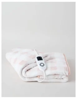 Heritage Check Heated Throw in Pink