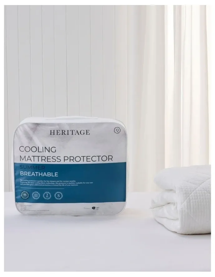 Heritage Cooling Mattress Protector in White