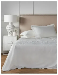Heritage Cotton Lace Edge Sheet Set in White
