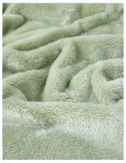 Heritage Faux Fur Blanket in Sage