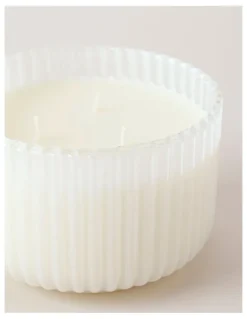 Heritage Floraverde Large Candle 400g in Wild Rose