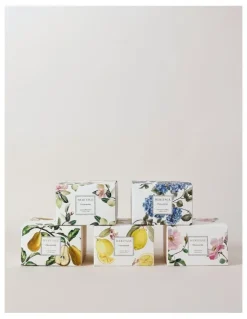 Heritage Floraverde Large Candle 400g in Cottage Garden
