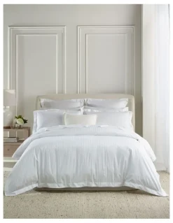 Heritage Hotel Collection 500TC Cotton Jacquard Quilt Cover Set in White