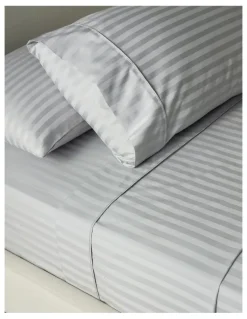 Heritage Hotel Collection 500TC Cotton Jacquard Sheet Set in Silver