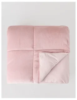 Heritage Quilted Plush Blanket in Blush