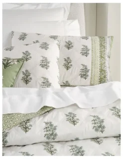 Heritage Windsor Quilted Cotton Quilt Cover Set in Moss