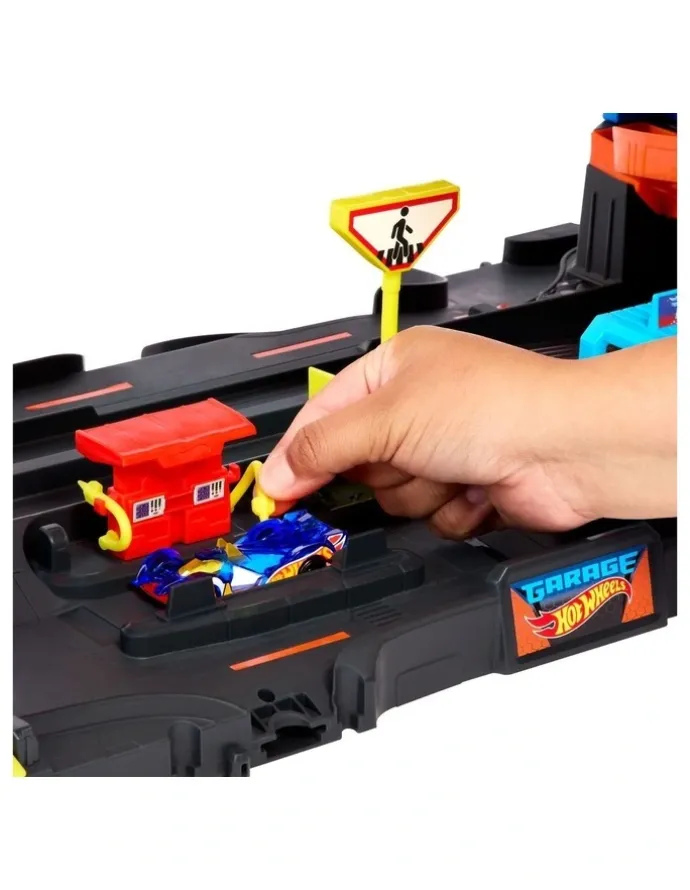 Hot Wheels City Ultimate Garage Playset