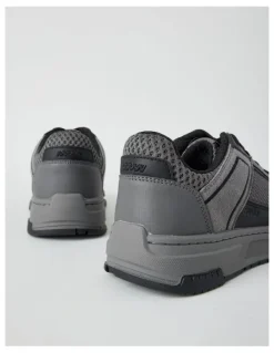 Hugo Yarrow_Tenn_Mesd Sneaker Dark Grey