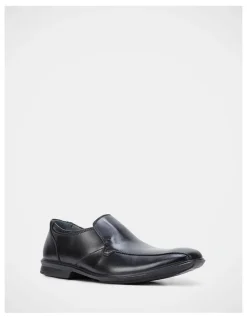Hush Puppies Cahill Shoes in Black
