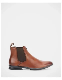 Hush Puppies Chelsea Boots in Tan