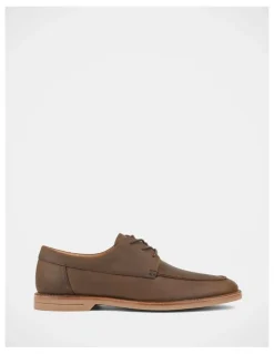 Hush Puppies Crown Shoes in Tan