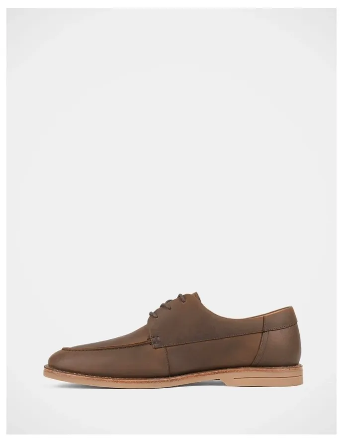 Hush Puppies Crown Shoes in Tan
