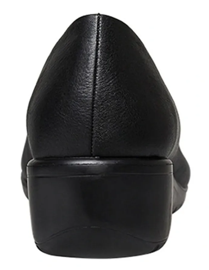 Hush Puppies Dylan Leather Pumps in Black