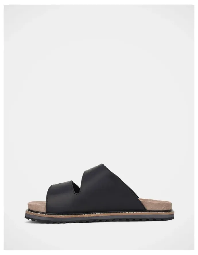 Hush Puppies Fairo Sandals in Black