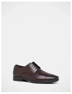 Hush Puppies Nero Shoes in Brown