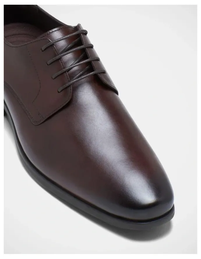 Hush Puppies Nero Shoes in Brown
