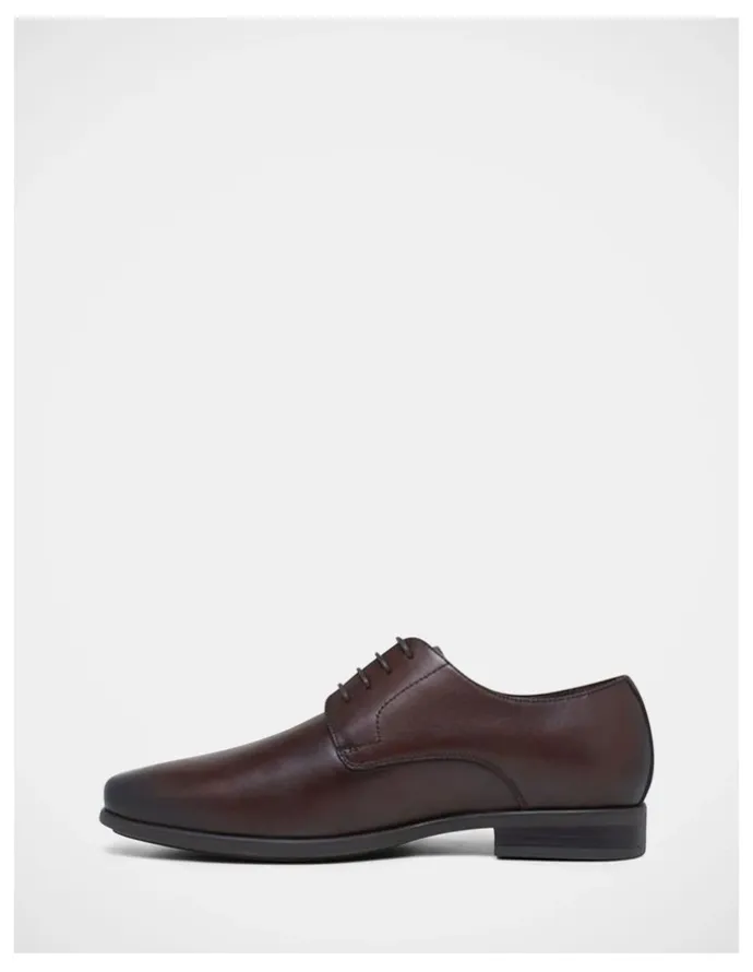 Hush Puppies Nero Shoes in Brown