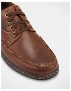 Hush Puppies Randall II Shoes in Brown