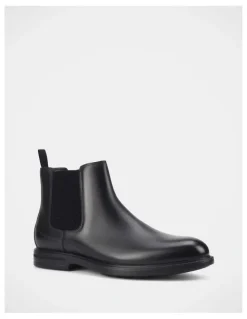 Hush Puppies Upheld Boots in Black