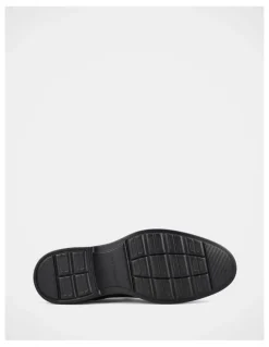 Hush Puppies Upheld Boots in Black