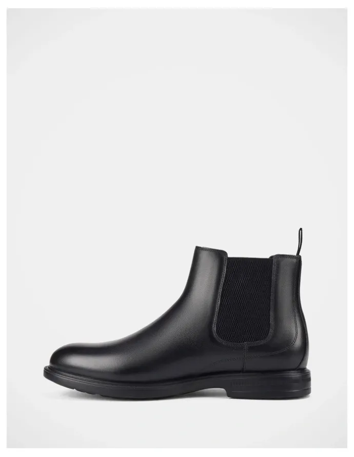 Hush Puppies Upheld Boots in Black