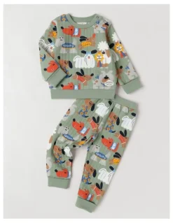 Jack & Milly Ellis Quilted Pyjama Set with Best In Show Print in Green