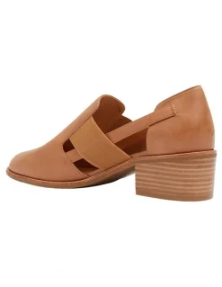 Jane Debster Expose Heeled Shoes in Tan Leather