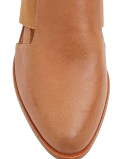 Jane Debster Expose Heeled Shoes in Tan Leather