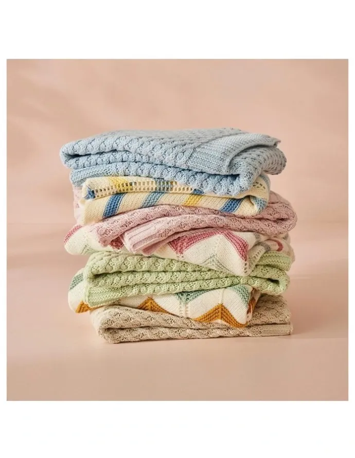 Jiggle & Giggle Cotton Basket Weave Knit Blanket in Pink