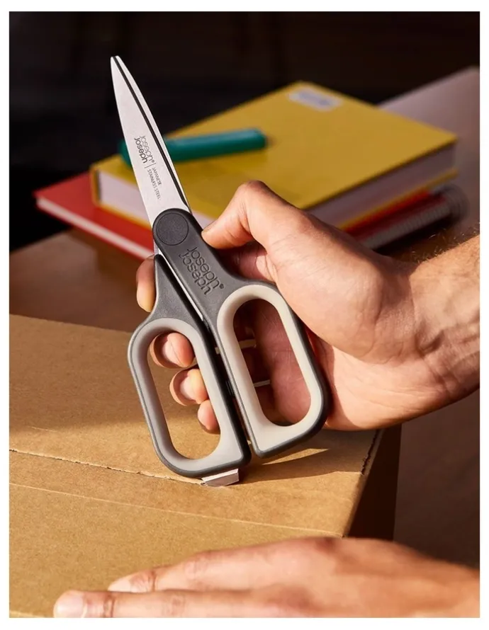 Joseph Joseph PlusCut General Purpose Scissors in Graphite