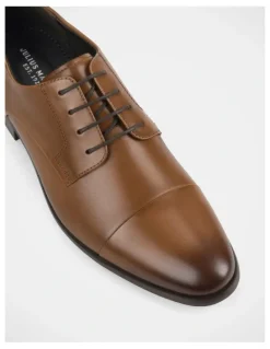 Julius Marlow Axiom Shoes in Cognac