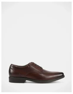 Julius Marlow Decree Dress Shoe in Brown