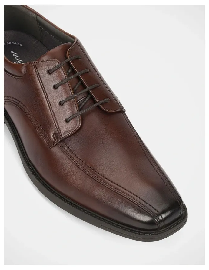 Julius Marlow Decree Dress Shoe in Brown