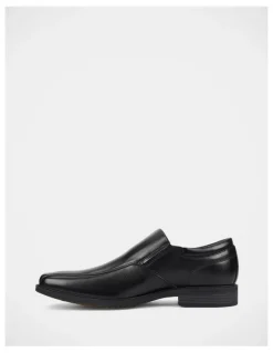 Julius Marlow Divert Shoes in Black