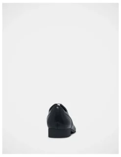 Julius Marlow Grand Dress Shoe in Black