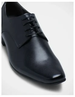 Julius Marlow Grand Dress Shoe in Black