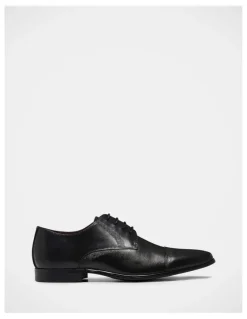 Julius Marlow Jaded Lace Up Dress Shoes in Black