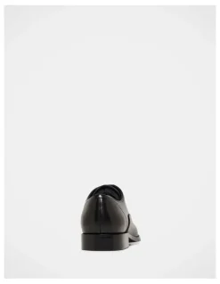 Julius Marlow Joust Dress Shoe in Black