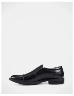 Julius Marlow Waiver Shoe in Black