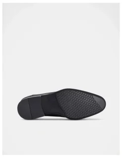 Julius Marlow Zen Dress Shoe in Black