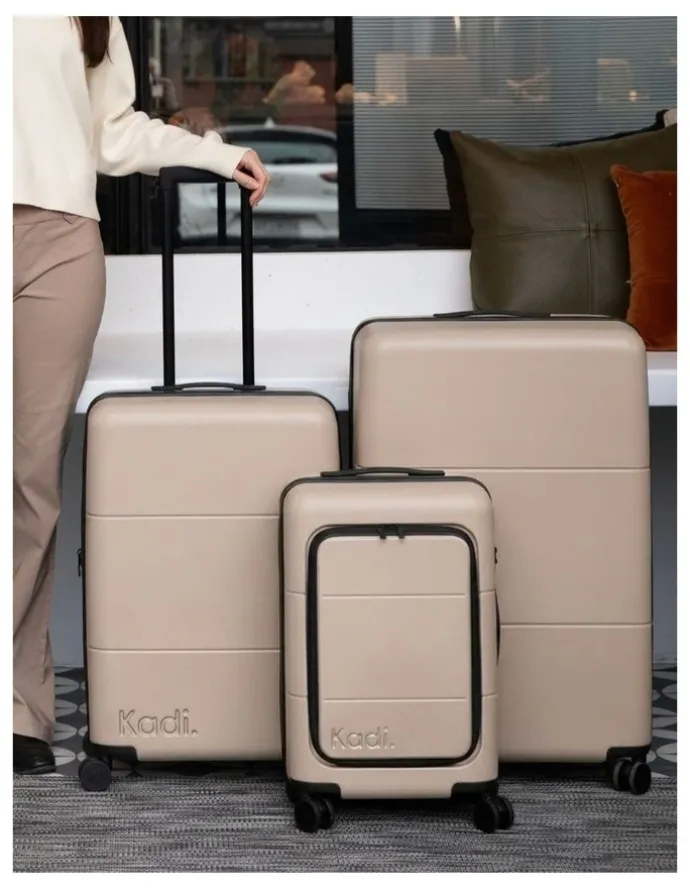 Kadi Hardshell Check-In Large Suitcase in Light Trench