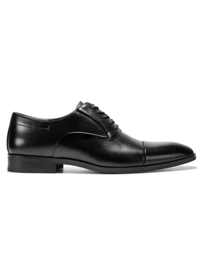 Kenneth Cole Heath Lace up Oxford in Black