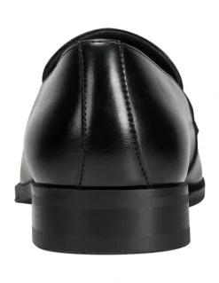 Kenneth Cole Moore Loafer in Black