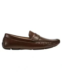 Kenneth Cole Sergio Loafer in Brown