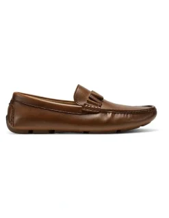 Kenneth Cole Stan Loafer in Brown