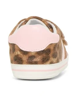 Kicks Kegan Sneaker in Leopard/Pink