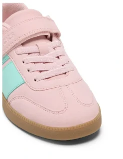 Kicks Kennedy Sneakers in Pink
