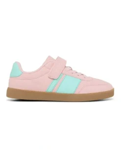 Kicks Kennedy Sneakers in Pink
