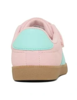 Kicks Kennedy Sneakers in Pink
